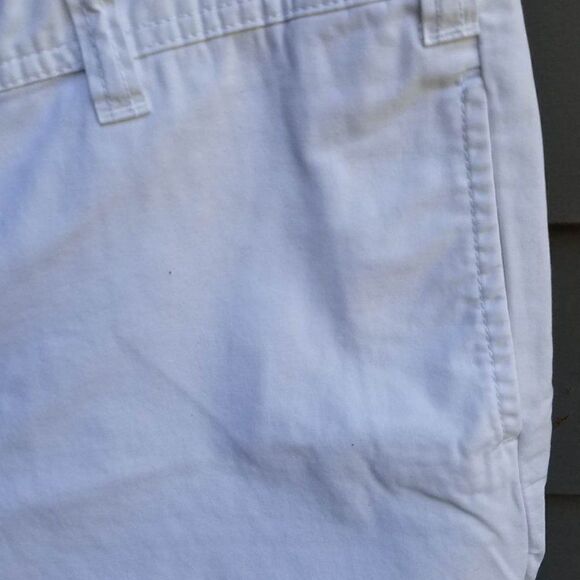 Gap Favorite Khaki White Capris Size 10 - Picture 7 of 9